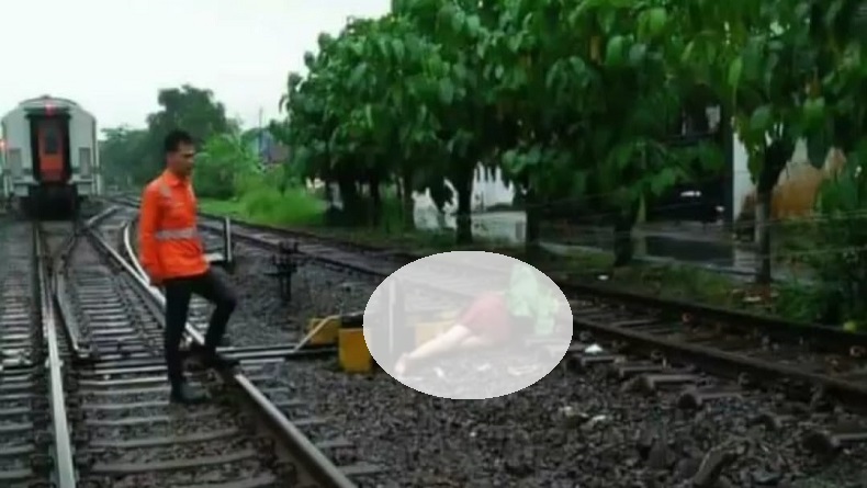 Tragis, Ibu Muda di Tasikmalaya Tewas Tertabrak Kereta, Anak-anaknya Histeris