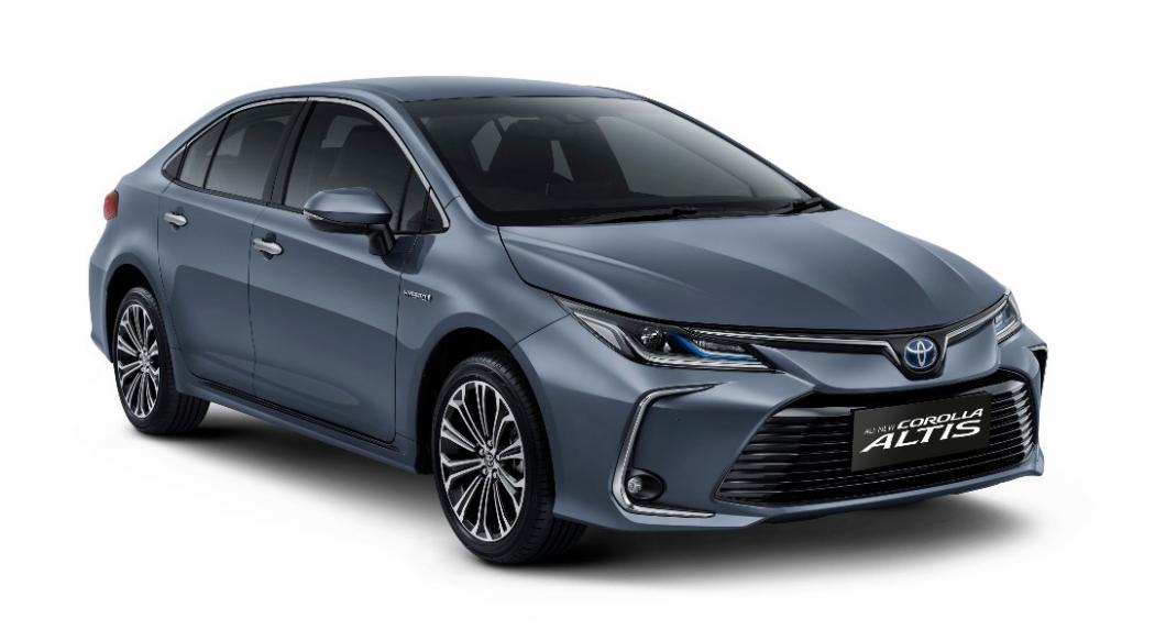 Sedan Corolla Altis Dapat Penyegaran, Gendong Mesin Hybrid Intip Ubahannya