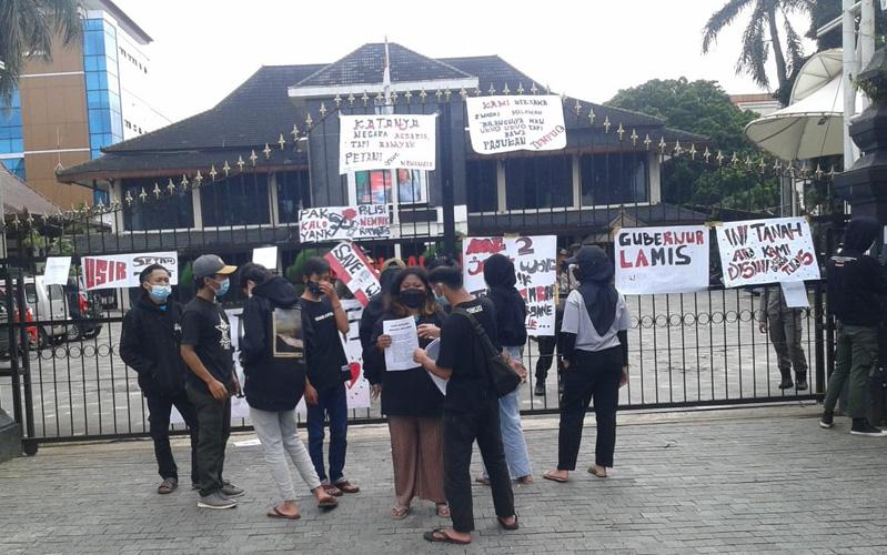 Aksi Solidaritas Wadas, Mahasiswa Salatiga Geruduk Kantor DPRD