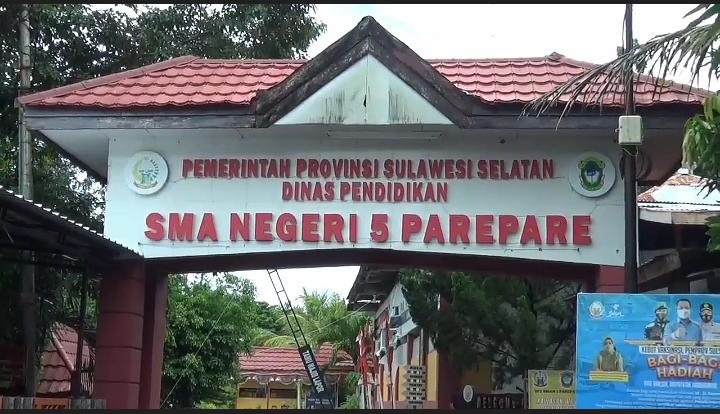 Puluhan Siswa SMAN 5 Parepare Jalani Isoman di Sekolah