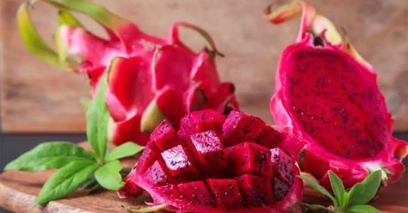 6 Buah yang Dapat Mengurangi Mata Minus secara Alami