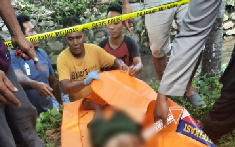 Mayat Pria Ditemukan di Kali Cakranegara Mataram, Penyebab Kematian masih Misterius
