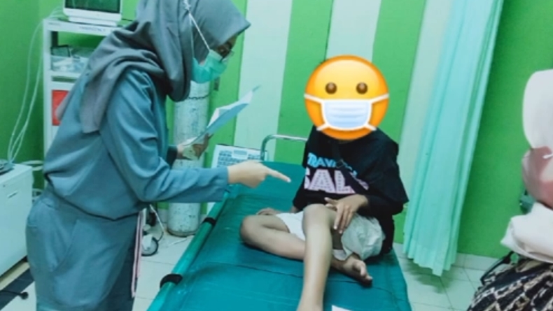 Tega, Bocah 11 Tahun Disilet dan Dipaksa Ibu Kandung Jadi Tukang Parkir