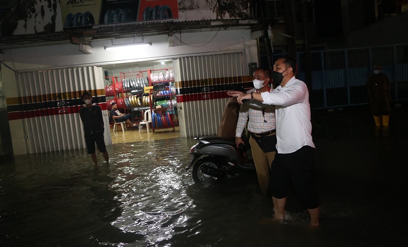 Fokus Tangani Kampung Rawan Banjir, Wali Kota Surabaya: Tak Usah Bangun yang Aneh-Aneh, Itu Dulu!