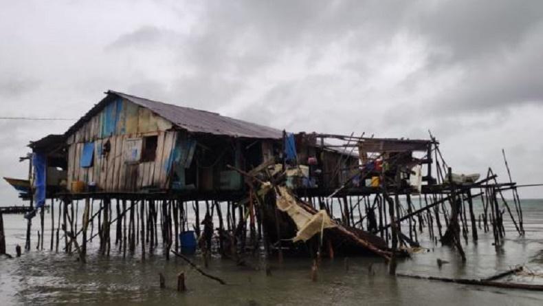 Gelombang Tinggi di Sorong, BPBD: Belasan Rumah Rusak, 194 Jiwa Terdampak