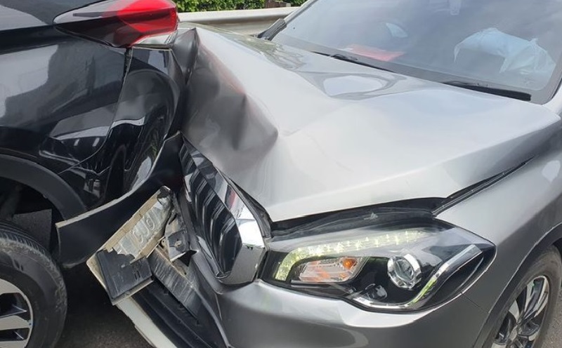 Fortuner Diduga Ngerem Mendadak, 4 Mobil Tabrakan Beruntun di Km 135 Tol Padaleunyi 