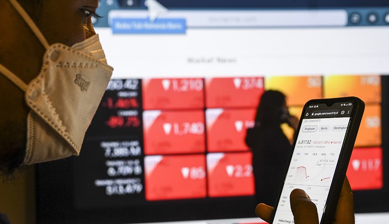 IHSG Hari Ini Diperkirakan Bergerak Volatil, Hindari Saham Blue Chip   