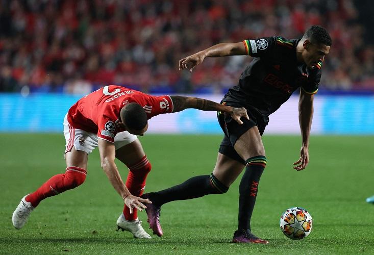 Hasil Benfica Vs Ajax: Top Skor Liga Champions Bikin Gol Bunuh Diri, Duel Berakhir Imbang