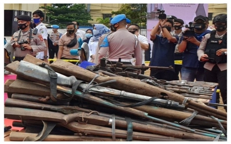 Polisi Imbau Warga Sumsel Serahkan Senjata Api Ilegal atau Kecepek 