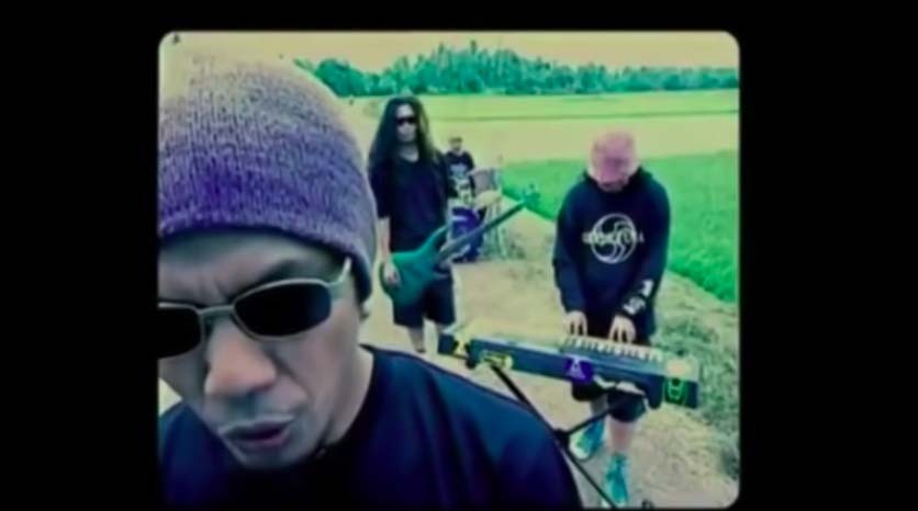 Chord Gitar dan Lirik Lagu Surti Tejo Jamrud, Cinta Gadis Desa dan Lelaki Metropolitan
