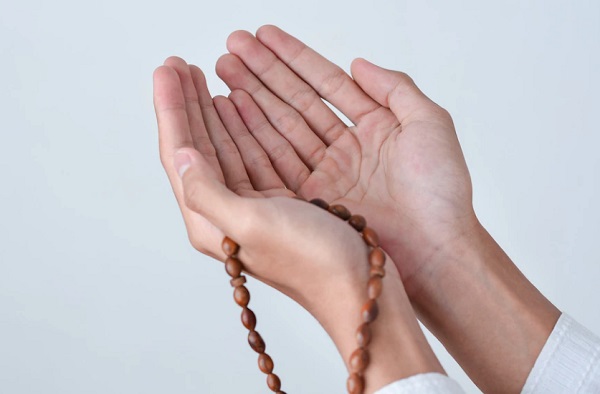 Doa Taubat dari Segala Dosa, Arab dan Artinya