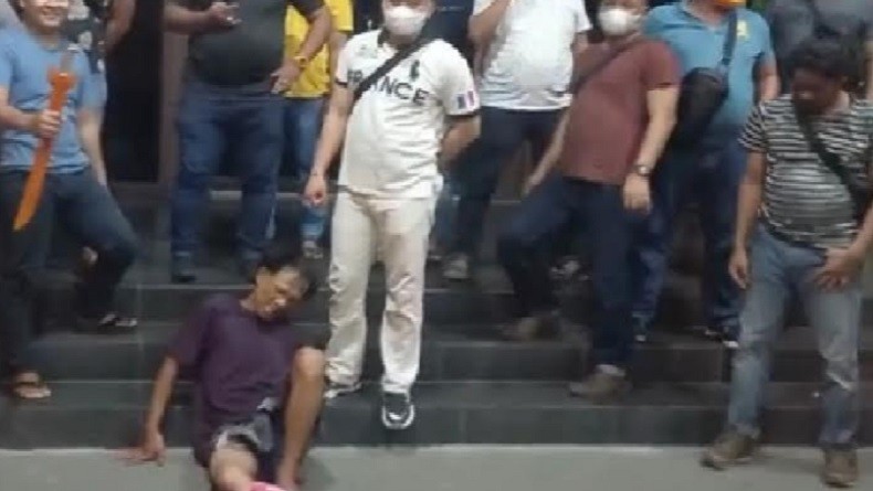 Tunggu Ojol di Taman Skateboard Ampera, Pemuda Ditodong Senjata Tajam