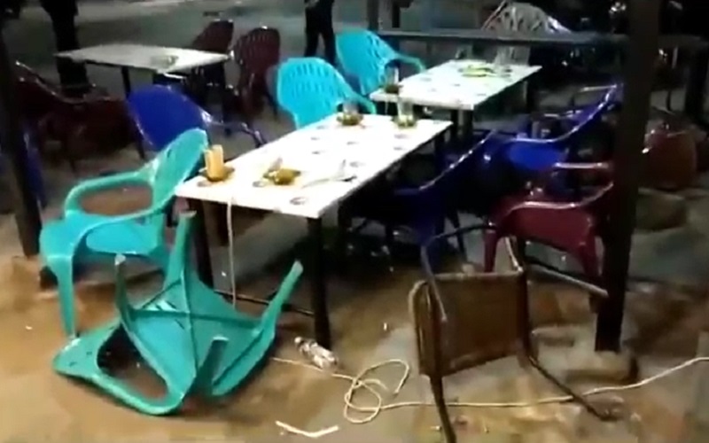 Gegara Beradu Tatapan Mata, Puluhan Pemuda Rusak Kafe, 2 Orang Luka