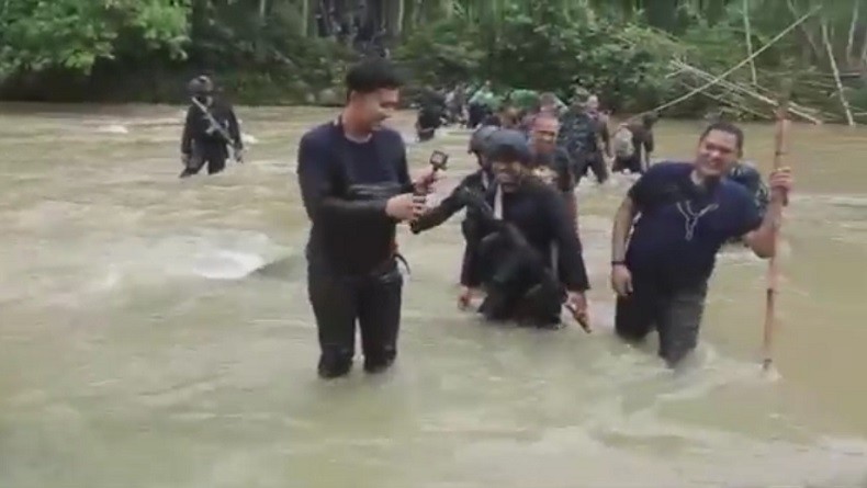 Temukan 6,28 Hektare Kebun Ganja di Pedalaman Aceh, Petugas Lewati Sungai Lembah Pegunungan 