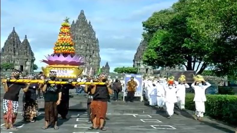 Umat Hindu di DIY dan Jateng Gelar Ritual Tawur Agung Kesanga di Candi Prambanan