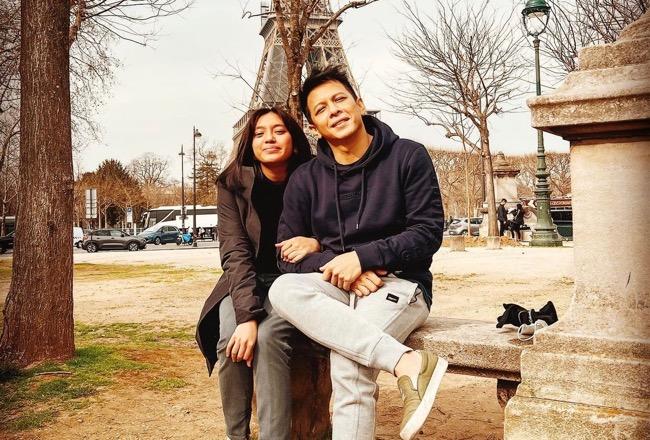 Ariel Noah Unggah Foto Bareng Putrinya di Paris, Netizen: Kayak Pacaran!