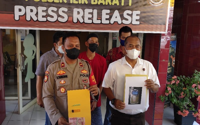 Polisi Tangkap Pengedar dan Pemakai Sabu saat Transaksi di Palembang 