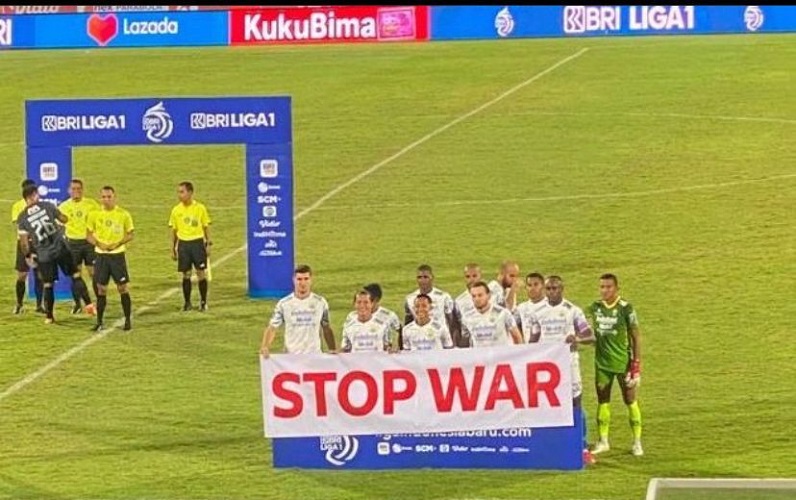 Rashid Tolak Pegang Spanduk Stop War saat Persib Main, Pemain Palestina Ini Beri Jawaban Berkelas