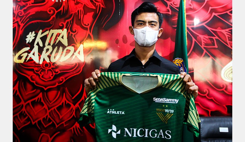 Auliya Agung Pemuda Bandung Jadi Penerjemah Pratama Arhan selama di Tokyo Verdy