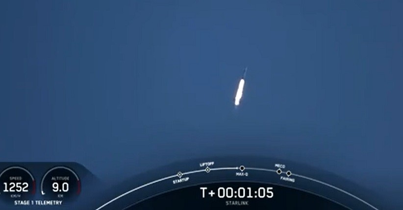 Bos Roscosmos Sarankan AS Terbang dengan Sapu, Elon Musk Balas dengan Klip Peluncuran Starlink