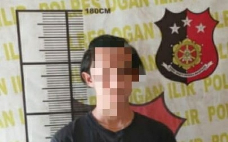 Video Syur di Sekolah Tersebar, Siswi SMA Dicekik Pacar yang Malu Ketemu Warga