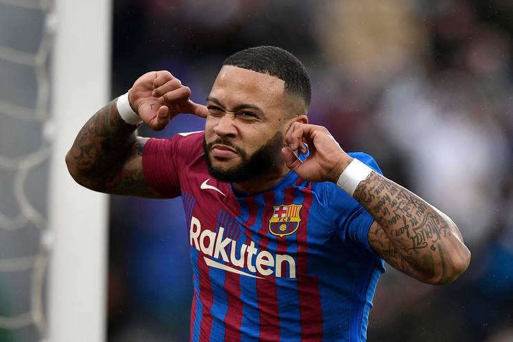 Memphis Depay Mulai Gerah Main di Barcelona, Menyesal Tak Jadi Pindah Klub?