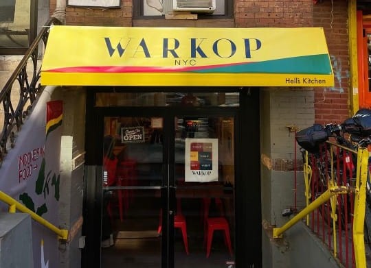 Viral Warkop RI Jual Gorengan-Indomie Telur Kornet di New York, Begini Penampakannya
