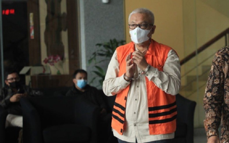 Sidang Korupsi, KPK Dakwa Mantan Bupati Buru Selatan Terima Suap Rp23,6 Miliar