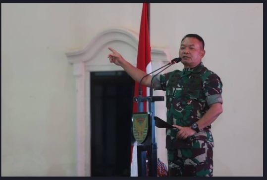 Pesan KSAD Dudung ke Dansat di Palembang : Pemimpin Hebat yang Dicintai dan Mencintai Anak Buah