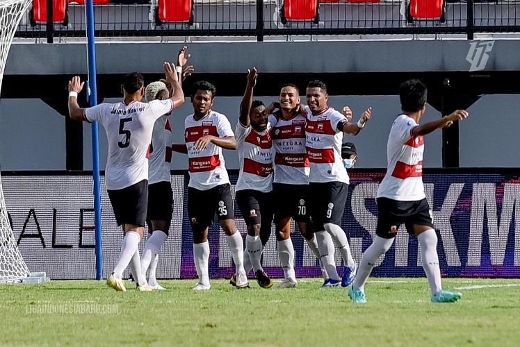 Hasil Madura United Vs Barito Putera: Drama 6 Gol, Beto Buyarkan Kemenangan Pasukan Coach RD