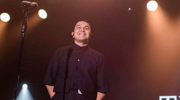 Diduga Tak Berizin, Konser Penyanyi Solo Tulus di Bandung Dibubarkan