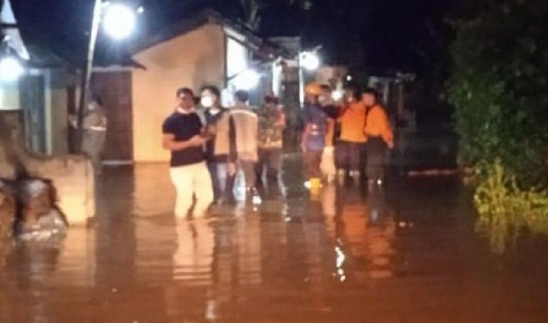 Tanggul Sungai Dawe di Kudus Jebol, Permukiman Warga Tergenang Banjir