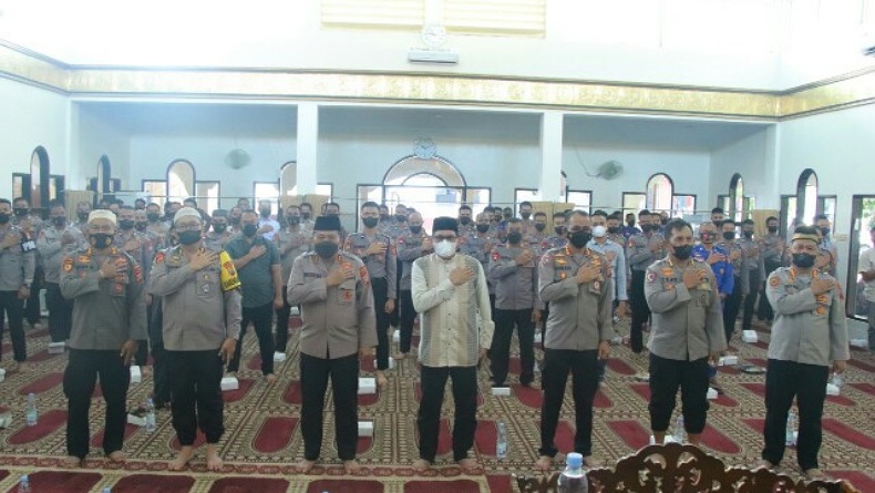 Polda Sulut Peringati Isra Mikraj Nabi Muhammad SAW 1443 H