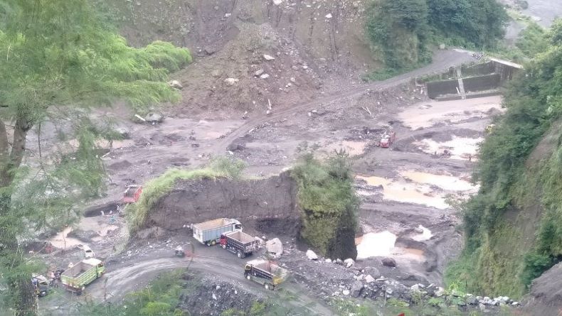 Aktivitas Gunung Merapi Meningkat, Penambang Pasir di Kaliworo Diminta Waspada 