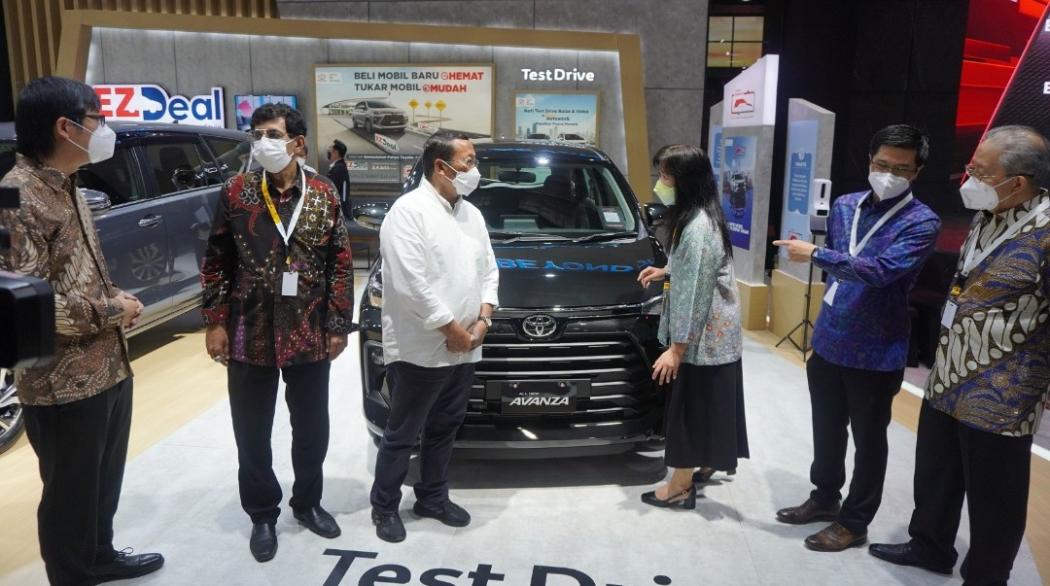 Tampil di Jakarta Auto Week 2022, Toyota Ungkap Rencana Produksi Mobil Hybrid di Indonesia Tahun Ini 