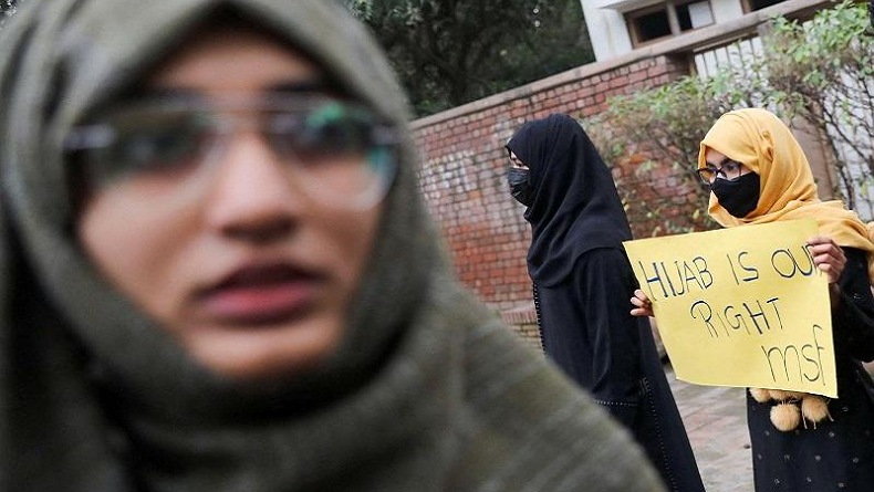 Pengadilan India Kuatkan Larangan Siswi Pakai Hijab, Protes Akan Meluas