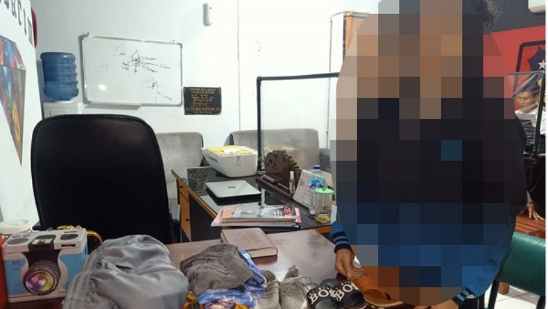 Curi Perhiasan Emas Milik Pensiunan Polri, ART di Bitung Ini Ditangkap Polisi    