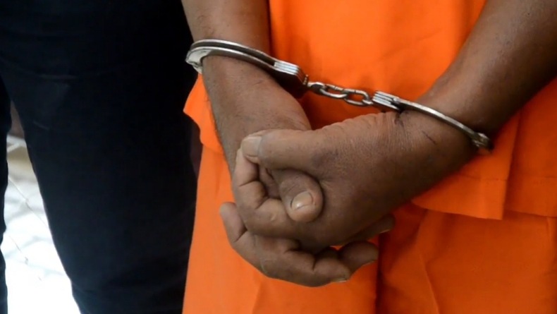 5 Penipu via Aplikasi Kencan Gay Ditangkap di Senen, Ini Peran Pelaku
