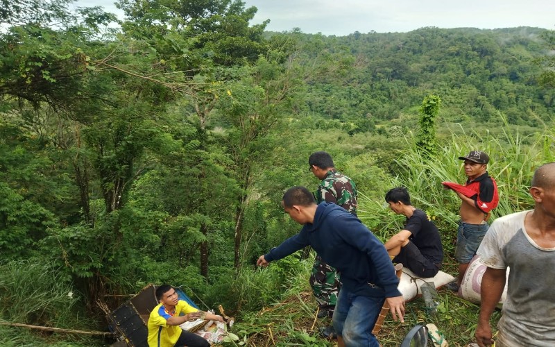 Truk Terjun ke Jurang di Lahat, Sopir Tewas di Tempat