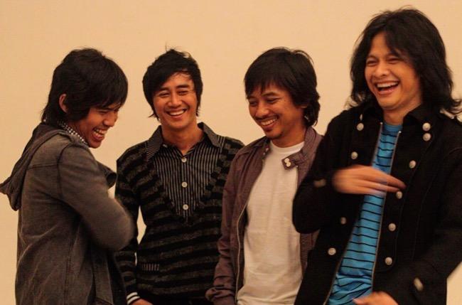 Chord Gitar dan Lirik Lagu Perihal Cinta - Gigi, Penyesalan Akan Kekasih