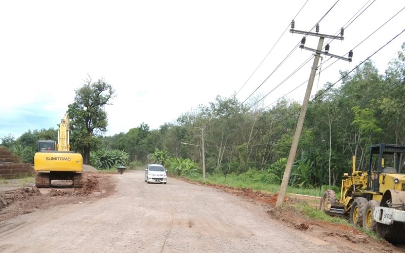 Perbaikan Jalan Nasional Terhambat Tiang Listrik, PLN Sebut terkait Biaya 