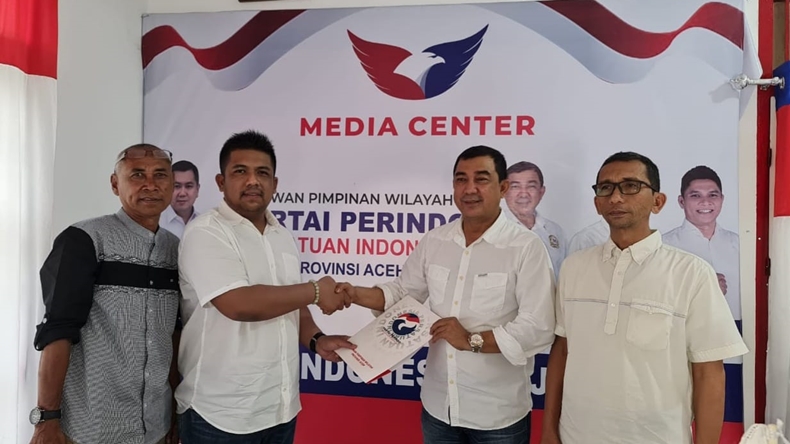Siap Bangun Politik Sehat, HT Tunjuk Agustiar Pimpin Perindo Lhokseumawe 