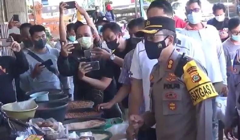 Kapolresta Denpasar Sidak Pasar, Harga Minyak Goreng Curah Turun Sesuai HET