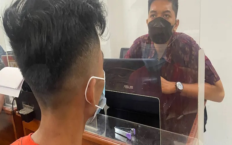 Nyambi Jual Sabu, Tukang Servis Elektronik di Mataram Ditangkap