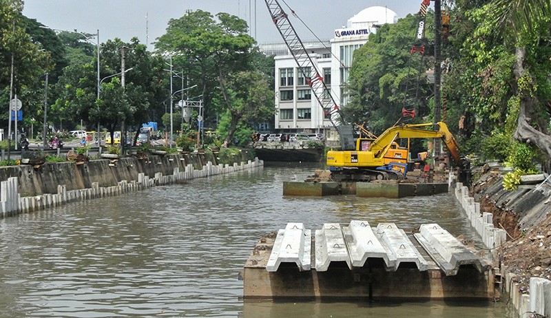 Imbas Proyek Sodetan Ciliwung, Lalu Lintas di Jalan Otista Dialihkan
