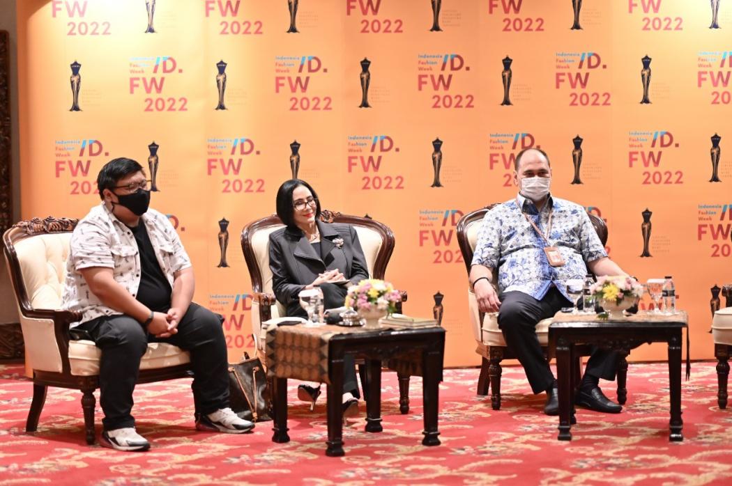 Indonesian Fashion Week 2022 Kembali Digelar Offline, Ada 15 Show Milik Desainer UMKM