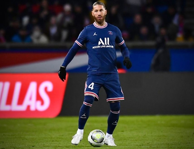 Sergio Ramos Curhat tentang Masa Sulit di PSG, Janji Akan Bangkit
