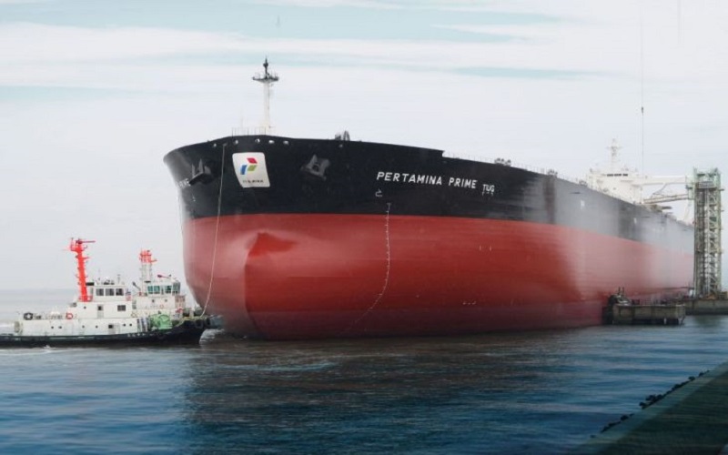 Kapal Tanker Pertamina Dikepung Aktivitis Greenpeace karena Bawa Minyak Rusia