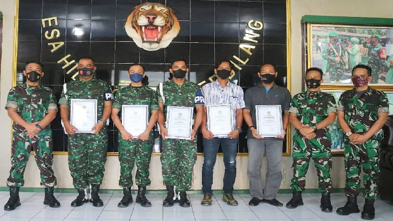 5 Prajurit TNI yang Gagalkan Curanmor di Indramayu Dapat Penghargaan