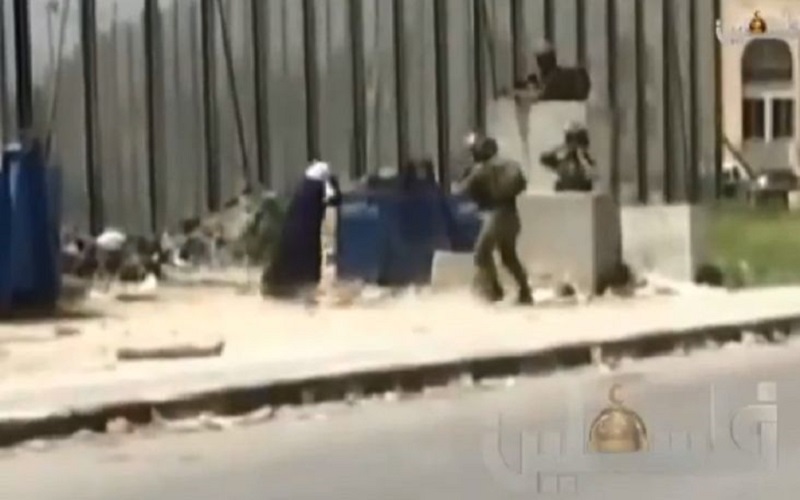 Brutal, Tentara Israel Tembak Mati Perempuan Palestina yang Sudah Angkat Tangan 